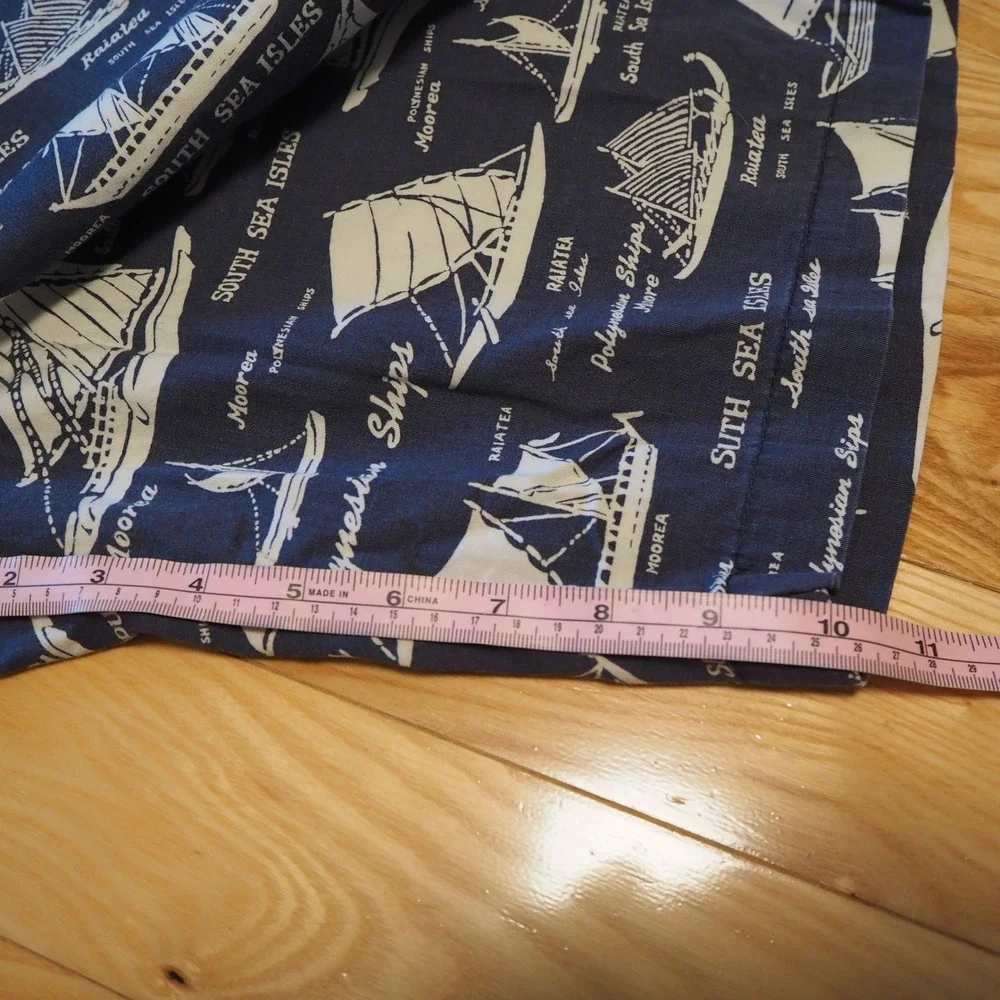 J.Crew Men's Chino Shorts Sz 31 All Over Print Sailboats Nautical Preppy Blue